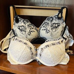 Victoria’s Secret Set of Black and White Lace Bras